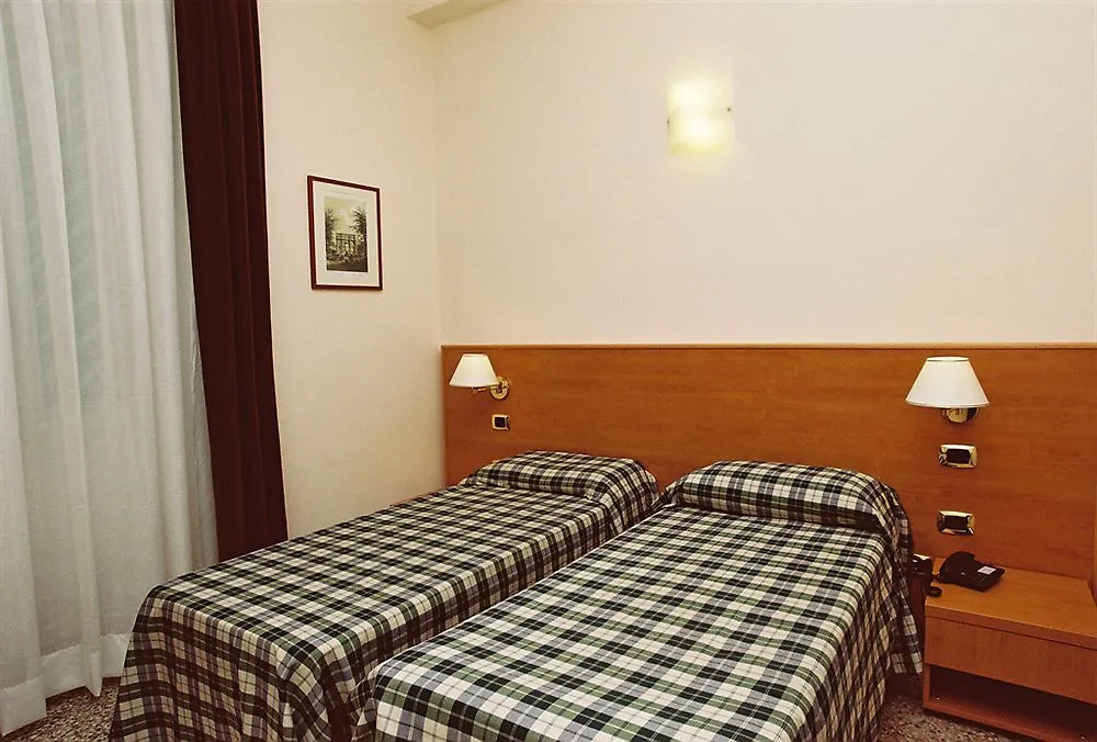 Hotel Principe Eugenio Rome