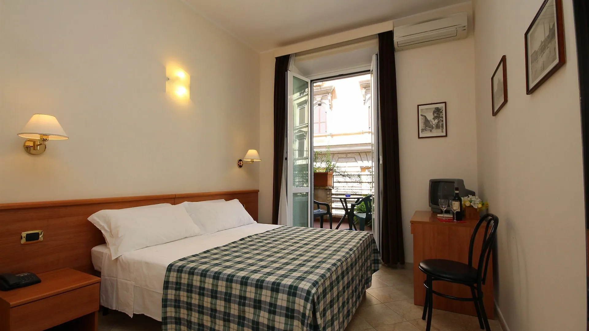 Hotel Principe Eugenio Рим